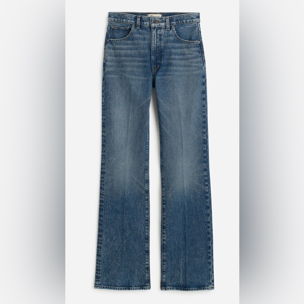 Madewell Cali Demi-Boot Cut Jeans - 30T. Never worn!!!